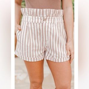 •BLU PEPPER•FORGET THE TIME TAN STRIPED PAPERBAG WAIST SHORTS SIZE MEDIUM EUC